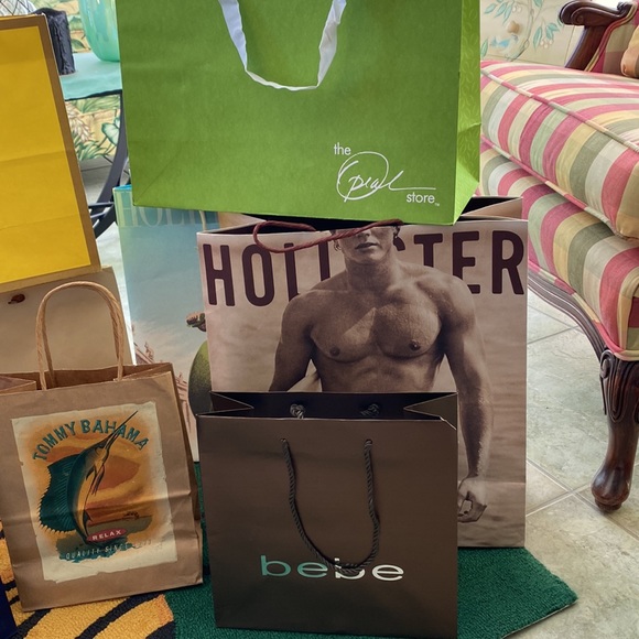 Collection of 12 Novelty Gift Bags - Picture 2 of 6